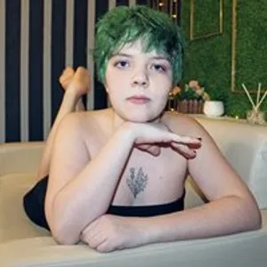 LucyKittyy from bongacams