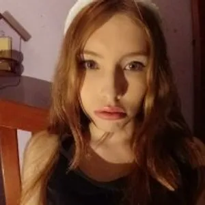 Lucys3x from bongacams