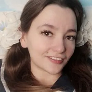 Luellina from bongacams