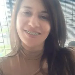 Lulu69b from bongacams