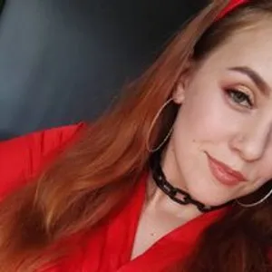 Luna-Starfire from bongacams