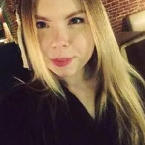 MIRA80 from bongacams