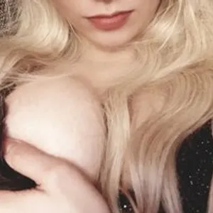 MYSHULYA from bongacams