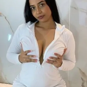 MaddieRyan from bongacams