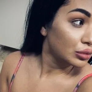 Maddyskye from bongacams