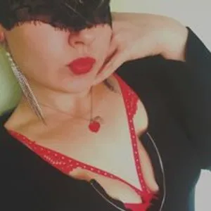 MadwomanPrinc from bongacams