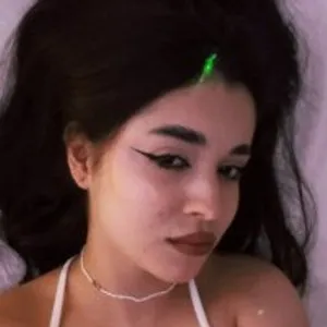 MakimA-Kim from bongacams