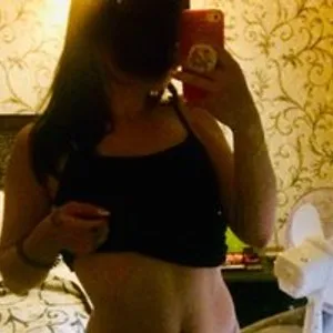 Malvinaxs from bongacams