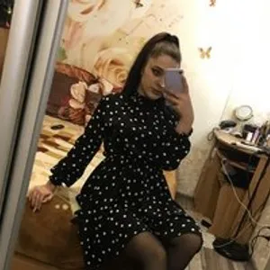 Mari-2 from bongacams