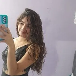 Marianela-18 from bongacams