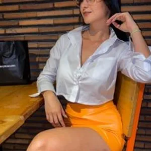 Michellee-smi from bongacams