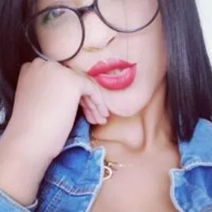 Miimii- from bongacams