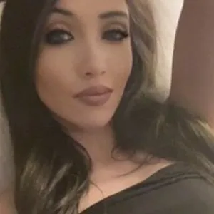 MikkaFay69 from bongacams