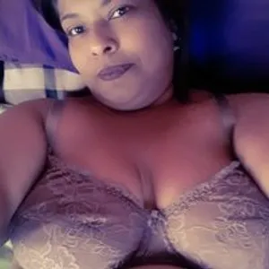 Mileesha from bongacams