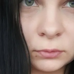 Milkygirl20 from bongacams