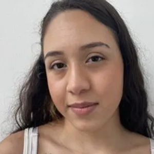 MishelBelle from bongacams