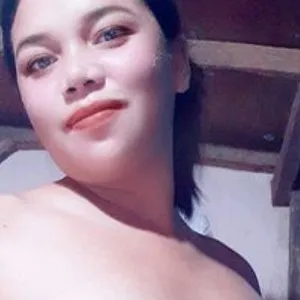 Miyaka09 from bongacams