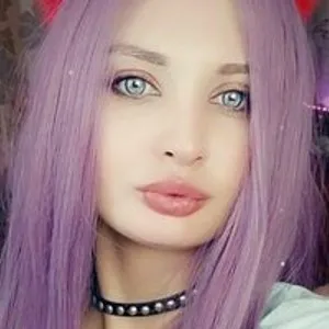 Moanmonique from bongacams