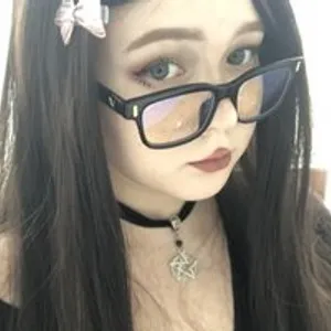 MollyFranchi from bongacams