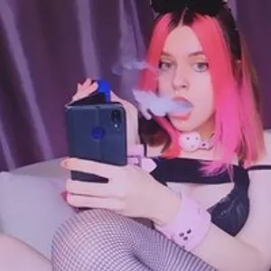 MollyXShenn from bongacams