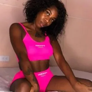 NalahBrown from bongacams