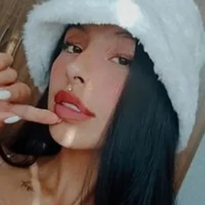 NaomiSanchez from bongacams