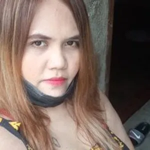Naughty-Mommy from bongacams