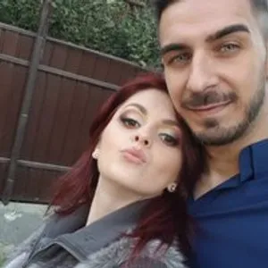 NaughtyCoupleXxx from bongacams