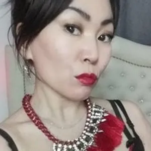 NaughtyTais from bongacams