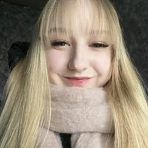 Nettxi from bongacams