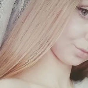 NiceBanny from bongacams