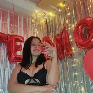 Nicole-cutee from bongacams