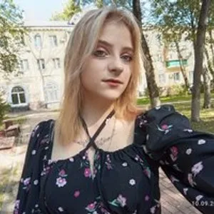 Nika00 from bongacams