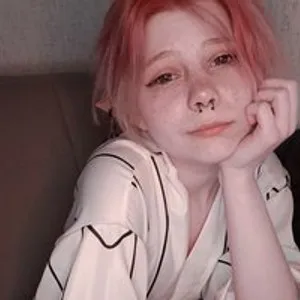 NikoUWU from bongacams