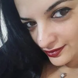 NinaSquirt from bongacams