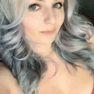 OceanEyesss from bongacams