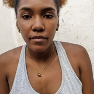 Odiabella from bongacams