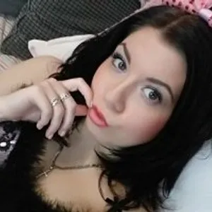 Olivia-mi from bongacams