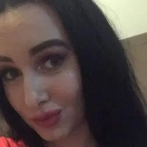 OliviaDiamond from bongacams