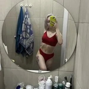 PikaPika220 from bongacams