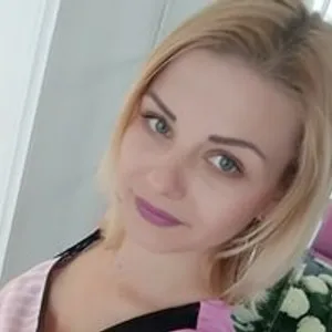 Pinkigirl from bongacams