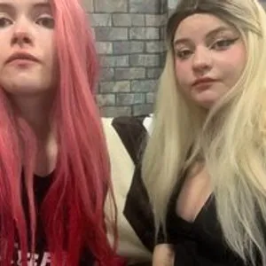 PollyandAdel from bongacams