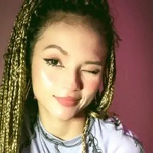 PukiPu from bongacams