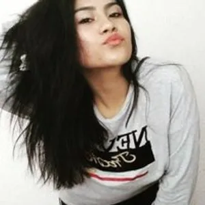 QUEENELECTRA from bongacams