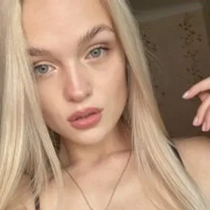 Qazwsxedcr99 from bongacams