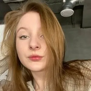 Queen-Amber from bongacams