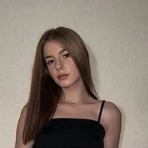 QueenVika from bongacams