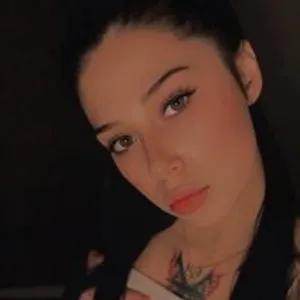 RaeMoon from bongacams