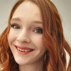 RandomRussianRedhead from bongacams