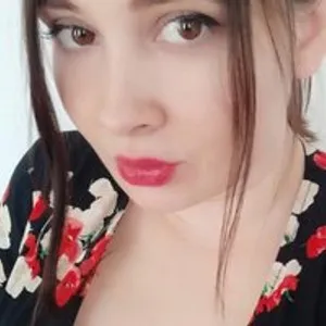 Red-lipstick from bongacams